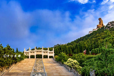 盛夏 來海天佛國(guó)擁抱藍(lán)天白云,享26℃的清涼